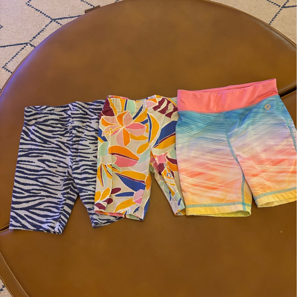 Carter's Multicolor Patterned bike shorts